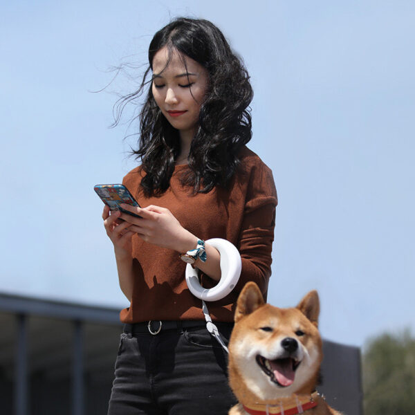 Max Dog Retractable Traction Rope Walking Leash - Image 3
