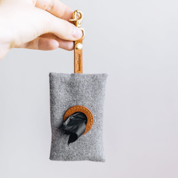 Max Dog Pet Hanging Waist Portable Poop Bag - Image 4